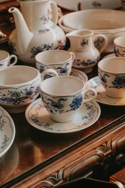 Dlaczego porcelana Ćmielów wraca do nowoczesnych wnętrz