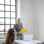 Skuteczny lider nie musi być idealny. Dlaczego warto rozwijać mocne strony zamiast skupiać się na słabościach?
