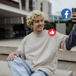 Jak złożyć życzenia na Facebooku?
